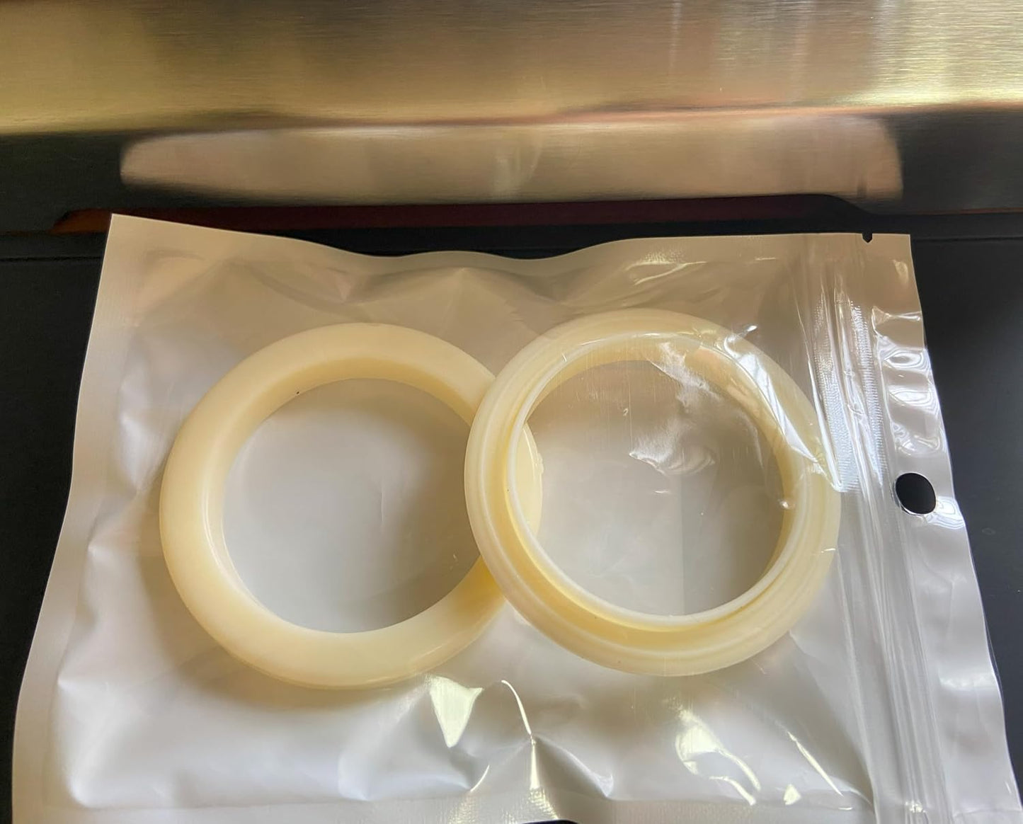 54mm Silicone Gasket Sealing Ring Compatible with Breville Espresso Machine 878/870/860/840/810/500/450/Sage 500/870/875/880/810/878 Grouphead Gasket Replacement BPA Free-2pcs