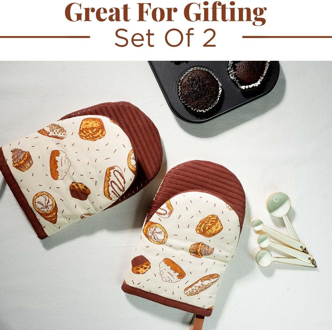 Folkulture Fall Oven Mitts, Bakery, Set of 2, Heat Resistant - (5.75"x9") | 100% Cotton, Non Slip, Silicone, Cute Striped Mini Mits with Hanging Loop, Kitchen Décor, Cooking Gifts, New Home Essentials