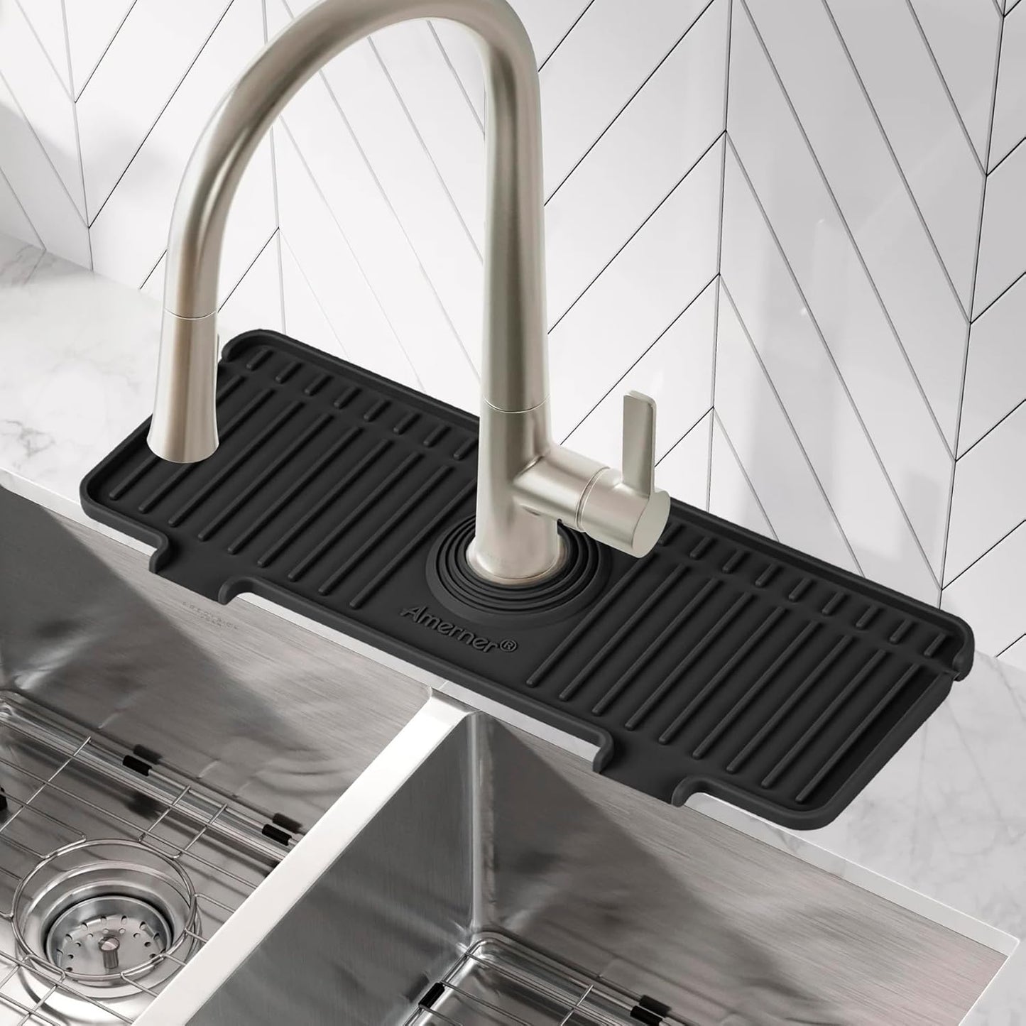 Kitchen Sink Splash Guard, 10° Large Slope & Adaptable Hole Faucet Mat for Kitchen Sink, Silicone Si