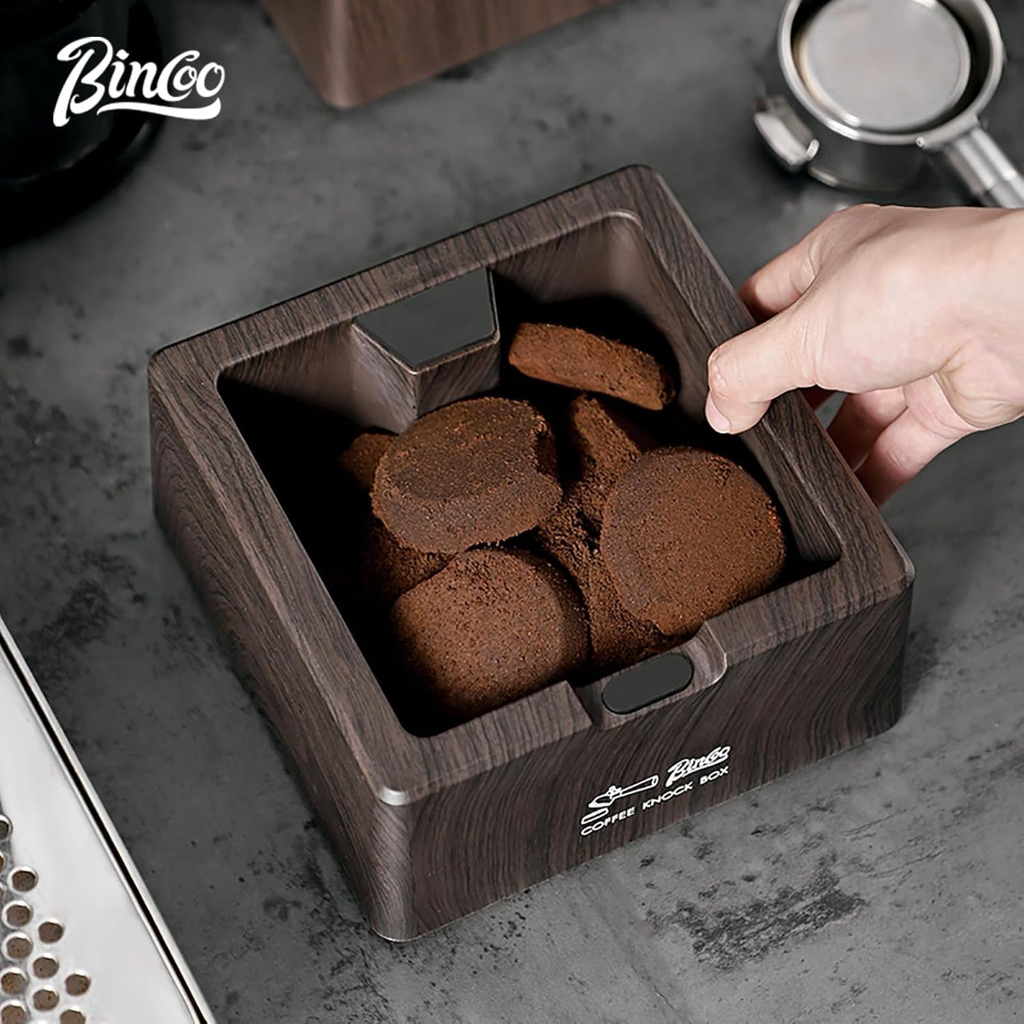 Bincoo Square Espresso knock Box 16cm /6.3 Inch Barista Style Coffee Knock Box for Grounds with Anti-Slip Base, Multi-functional Sturdy Espresso Dump Bin for Home/Office. (Brown)