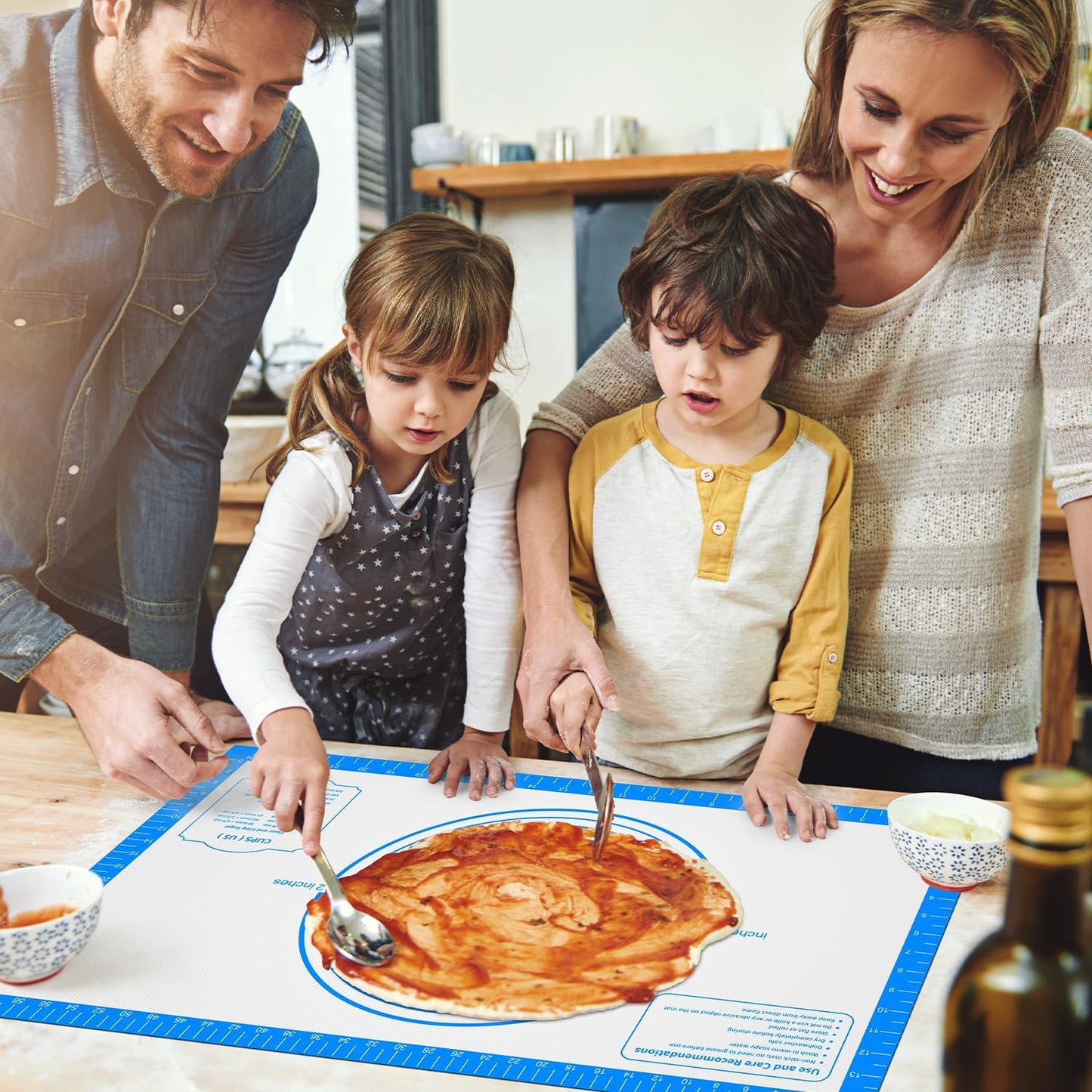 Silicone Pastry Mat for Dough Rolling, Silicone Baking Mat with Measurement for Baking Pie Crust, Pizza & Cookies, Non stick & Non Slip Silicone Mat, Blue 28X20INCH