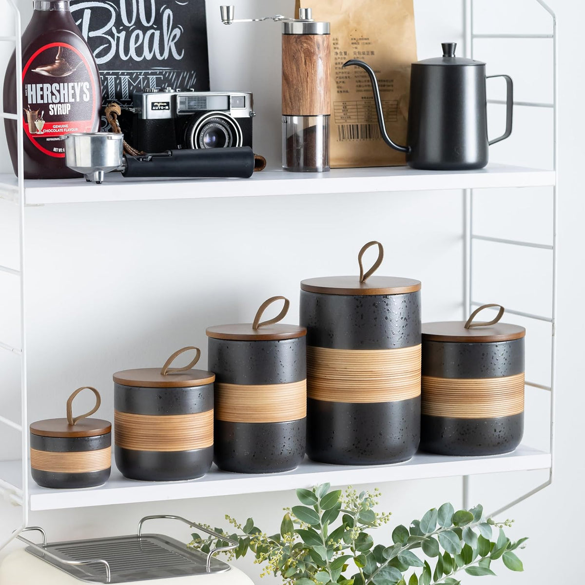 Small Ceramic Jar with Lid, Coffee Container Kitchen Food Storage Jars for Spice Sugar Tea Bag Matcha Container Airtight, Stacairtightkable Decorative Jars for Countertop, Black & 5 fl.oz