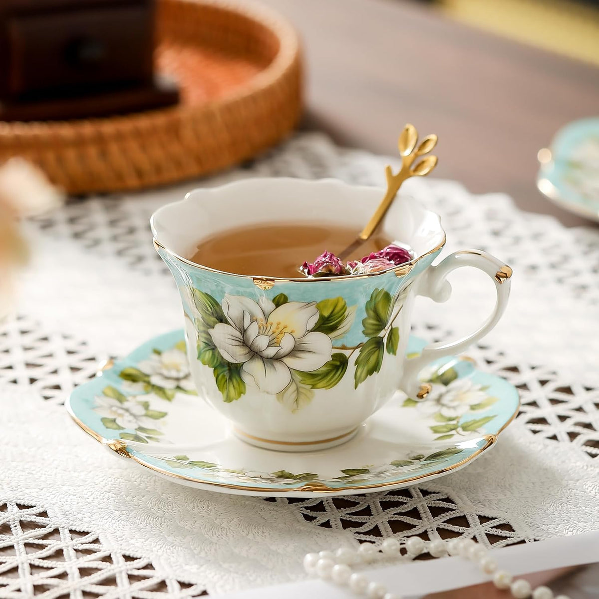 TATSUMI Country Roses Bone China Tea Cup and Saucer Set, 3 Pieces, Vintage Style, For Women and Tea Parties(Light Green, 1 set)