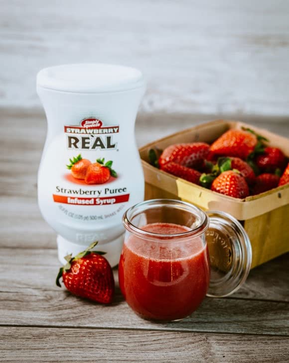 Reàl Infused Exotics Fruit Syrup Variety, 16.9 fl oz, 6 Pack | Strawberry, Raspberry, Peach, Blueberry, Black Cherry, Crisp Apple | Drink &amp; Recipe Use, Drip-Free Spout, Easy Dispensing