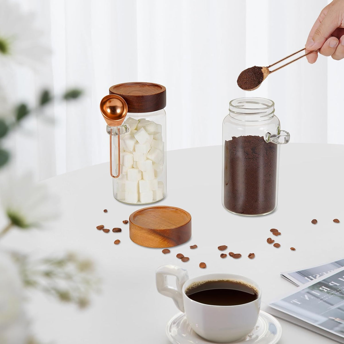 18oz Glass Coffee Jars with Scoop Wood Screw Lid Clear Round Spice Jar Herb Container Sugar Storage Bottle Canister for Seasoning Meal Prep Tea Coffee Ground Bean Salts (2×550ml(18oz)with spoon)