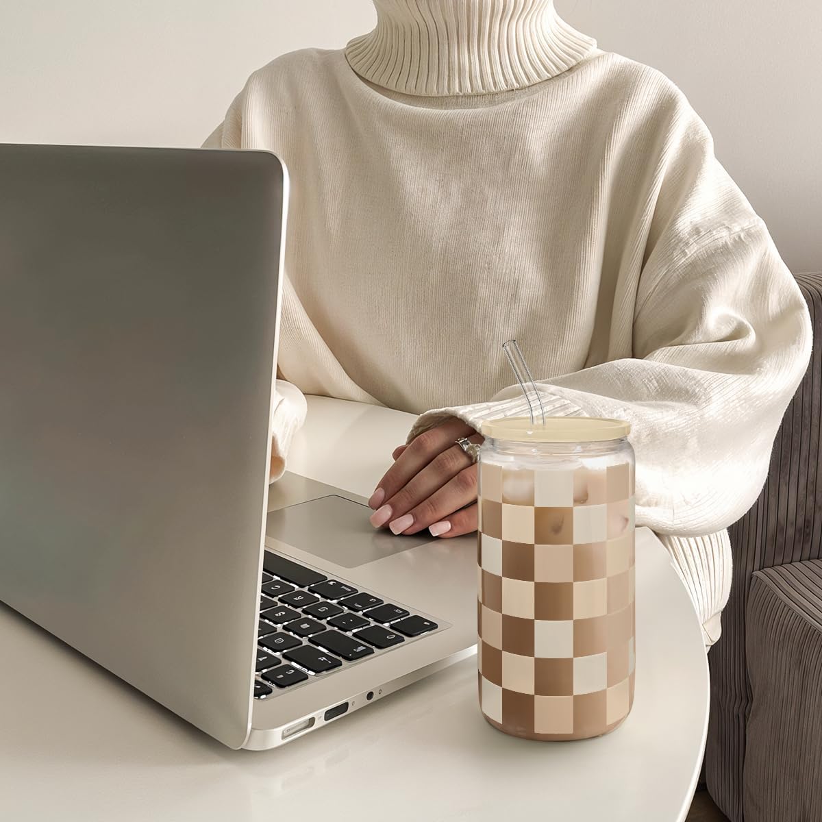 SANDJEST Checkerboard Glass Can, Beige Checker Cup with Lid &amp; Straw, Iced Coffee Aesthetic Cups, Gift for Christmas Birthday Mother Day, Gifts for Women, 16oz