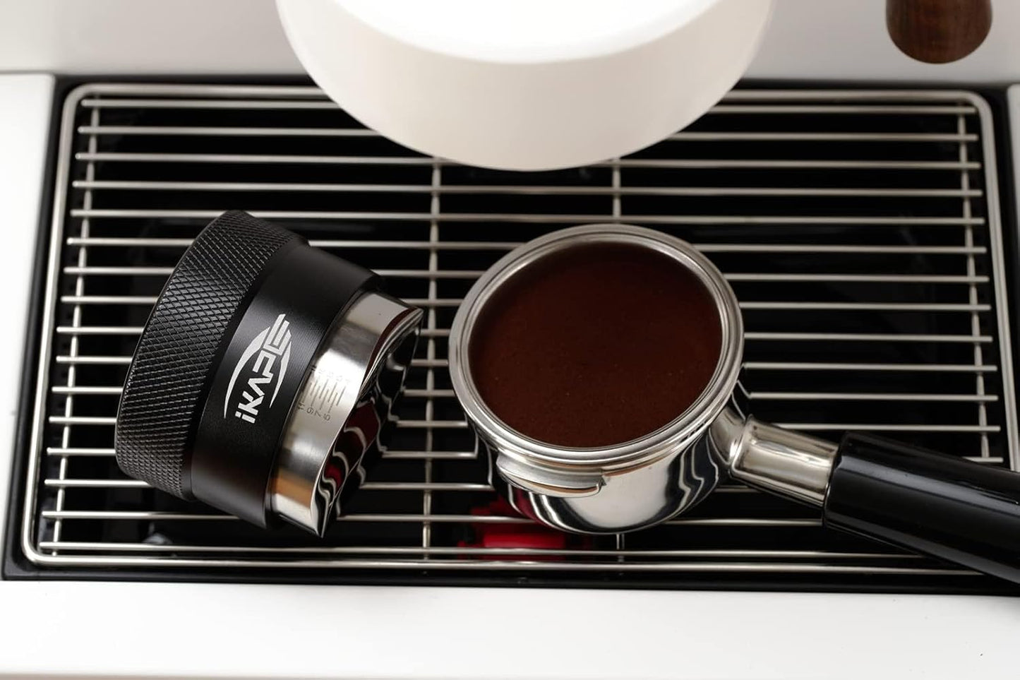 IKAPE Coffee Products, 49mm Coffee Distributor, Gravity Adaptive Espresso Distributor Fits All 49mm Espresso Portafilter(Black)