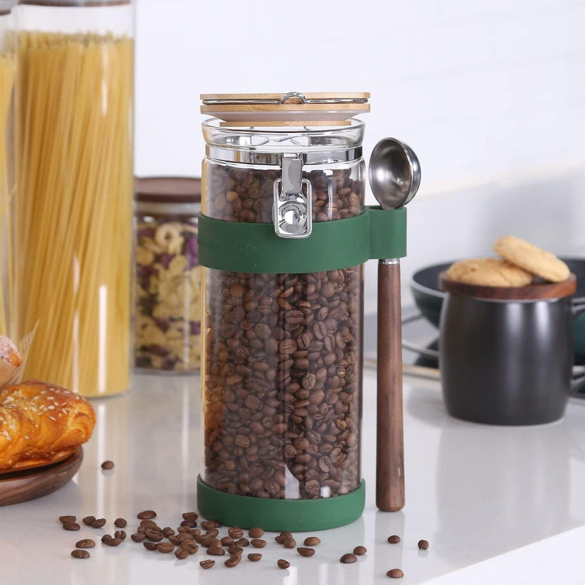 KKC Vacuum Sealed Coffee Bean Storage Container with Scoop,Airtight Glass Container Jar with Hinged Lid and Spoon for Ground Coffee,Loose Leaf Tea,Brown Sugar,Nut,Oatmeal,54 Fl oz