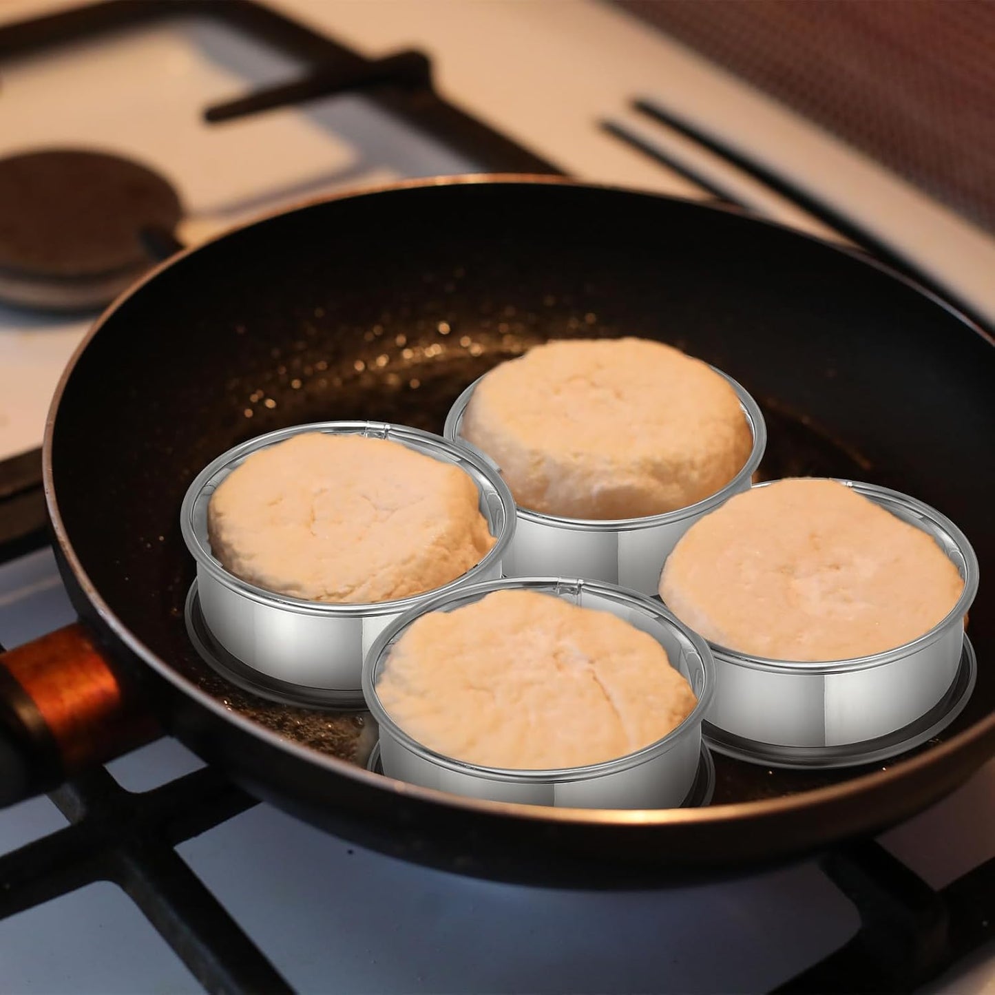 HARFINGTON 6pcs Crumpet Rings 2.36" Nonstick Round Cake Ring Stainless Steel Double Rolled English Pastry Rings for Kitchen Baking Crumpet Dessert, Silver
