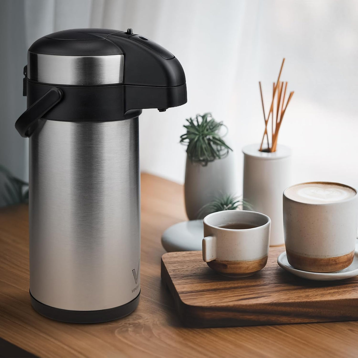 VONDIOR Airpot Coffee Dispenser with Pump - 169 Oz Insulated Stainless Steel Coffee Carafe - Thermal Beverage Dispenser - Coffee Urn for Hot/Cold Water, Party Chocolate Drinks
