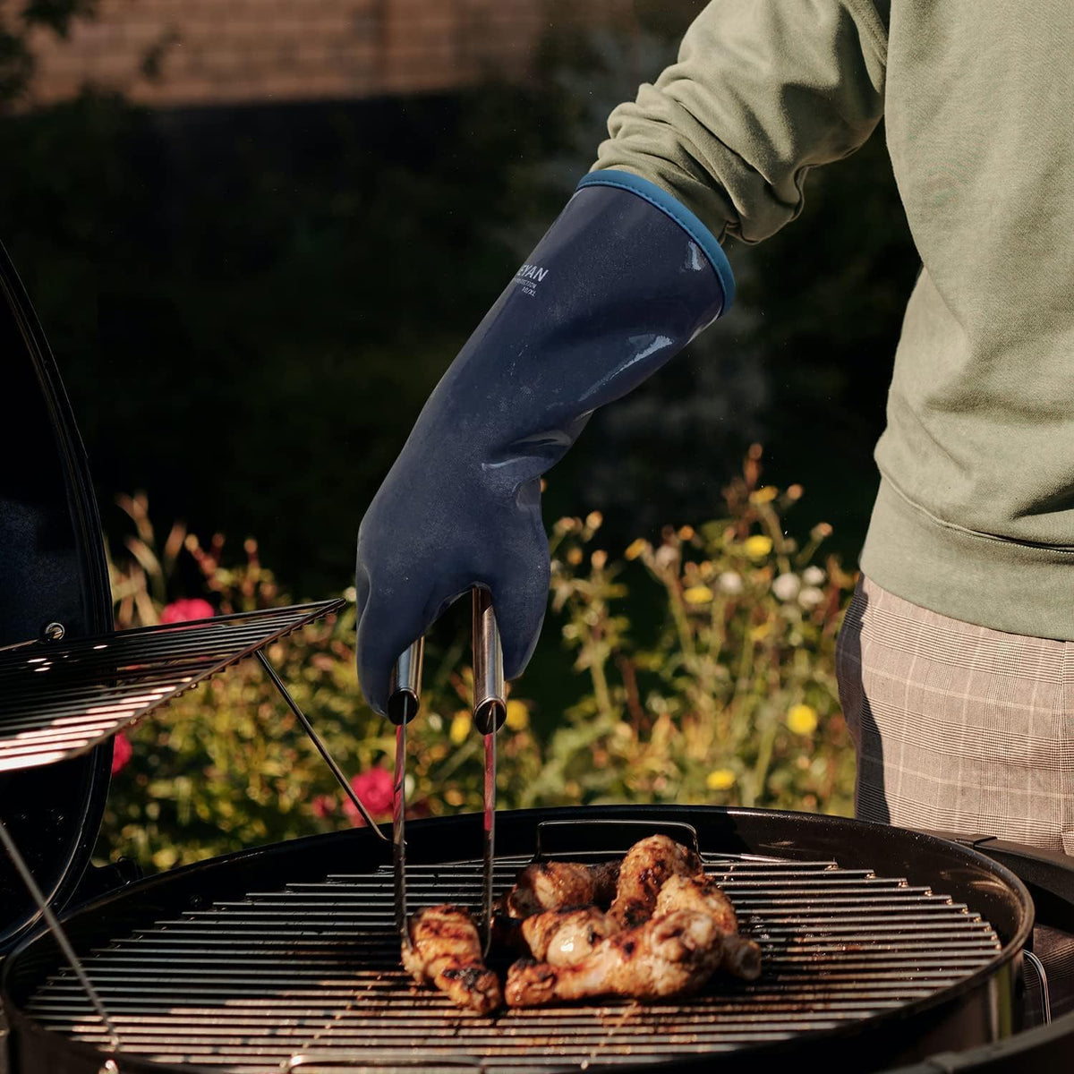 DEYAN Silicone BBQ Grill &amp; Oven Gloves, 600°F Heat Resistant,7/S | Food Grade, Waterproof &amp; Oil Resistant, Easy to Clean, Great for Baking,Kitchen Cooking,Grilling, Smoking, Frying