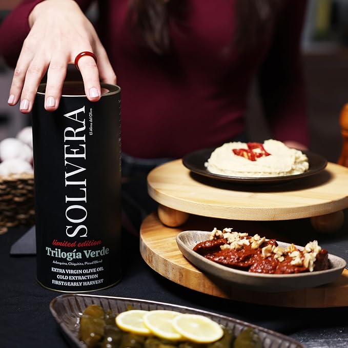 Solivera Trilogía Verde Extra Virgin Olive Oil Cold Pressed, 350+ High Polyphenols, Triple-Varietal Blend, Bright & Herbaceous, Single-Origin Organic Olive Oil, Hand Picked Early Harvest - 16.8 fl. oz. (Trilogía Verde)