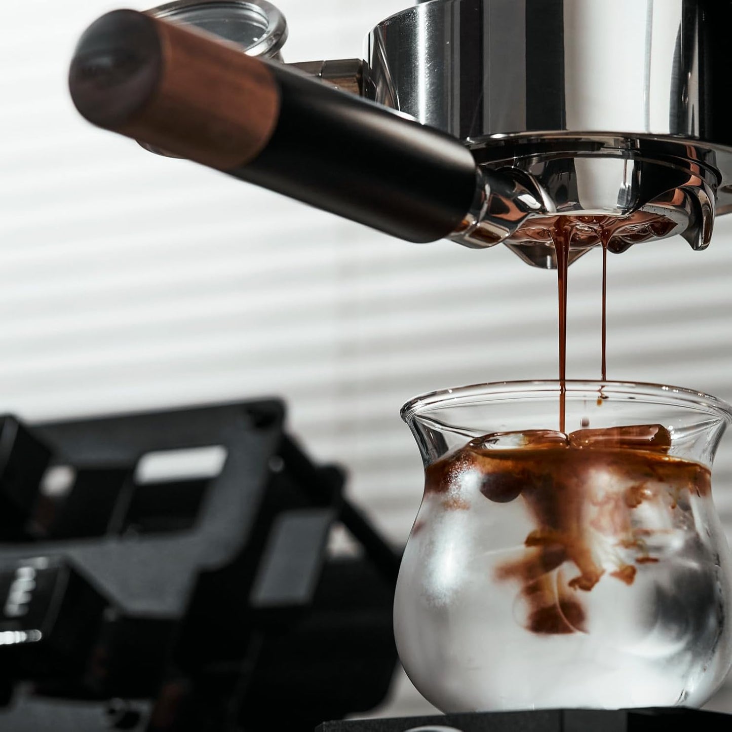 IKAPE 51mm Espresso Bottomless Naked Portafilter Portafilter, 3-Ear Design Compatible with Delonghi EC0680, EC0685, SMEG & EUPA 51mm Coffee Machines