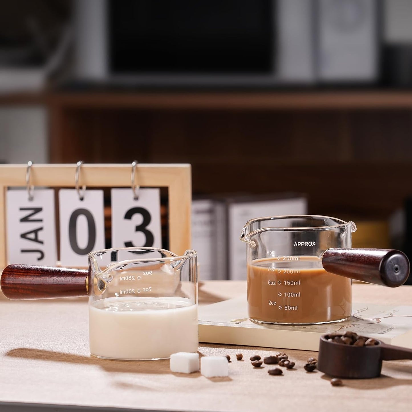 250ML/8.5OZ Measuring Cup Espresso Shot Glasses Double Spouts Large Coffee Cup with Wood Handle Triple Pitcher Milk Cup Parts Clear Glass By BCnmviku (250ml-1pack)