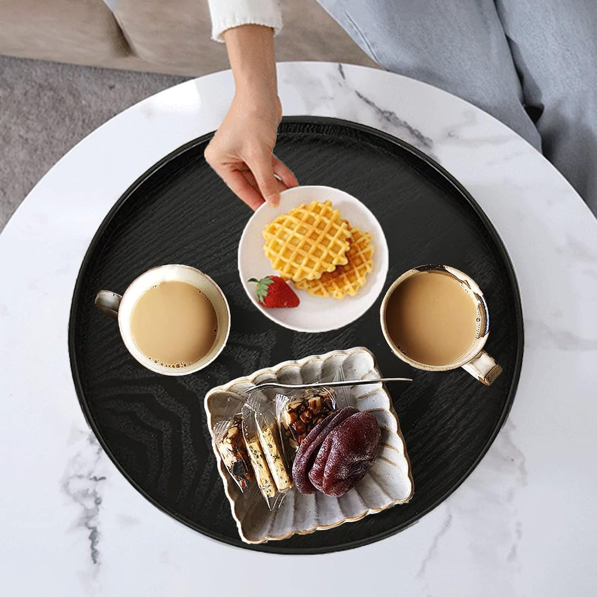 Round Solid Wood Serving Tray Extra Large Tea Coffee Snack Food Meals Serving Plate Non-Slip Kitchen Party Bar Server Ottoman Tray Breakfast Tray with Raised Edges (13inch/33cm) Black
