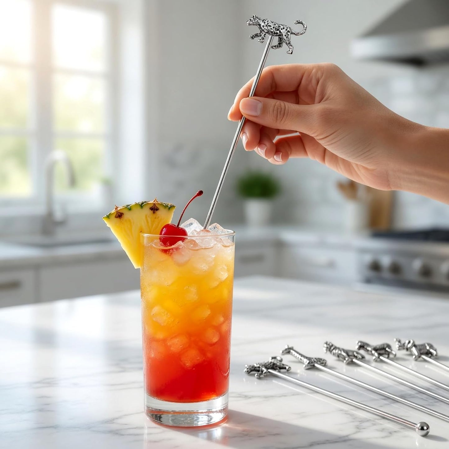 Homestia 6 Pcs 7.5'' Metal Stir Sticks, Cocktail Stirrers, w/Animal Decor | Reusable Stainless Steel Coffee Stirrers, Zinc Alloy Wildlife Head Beverage Drink Stirring Set for Bar Restaurant Home Use