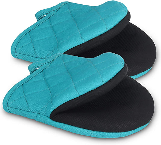 Goldmeet Mini Oven Mitts 2-Pack, 7"x5.5", 500°F Silicone Grip, Coral Blue | Non-Slip, Heat Resistant, Machine Washable, Hanging Loop, Fits Small Hands, for Baking Grilling BBQ Cooking