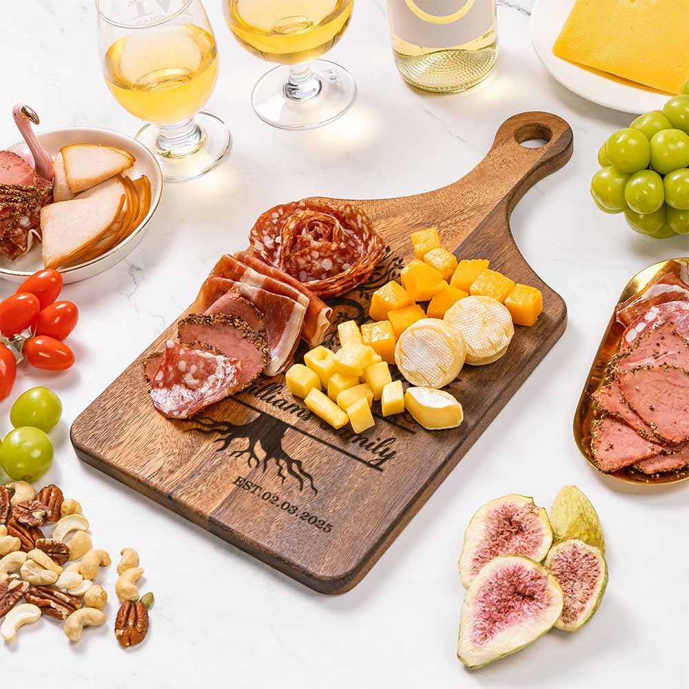 callie Personalized Family Cutting Board, Wooden Engraved Cheese Food Serving Tray Platter with Grip Handle, Housewarming Gifts (S, M, L)