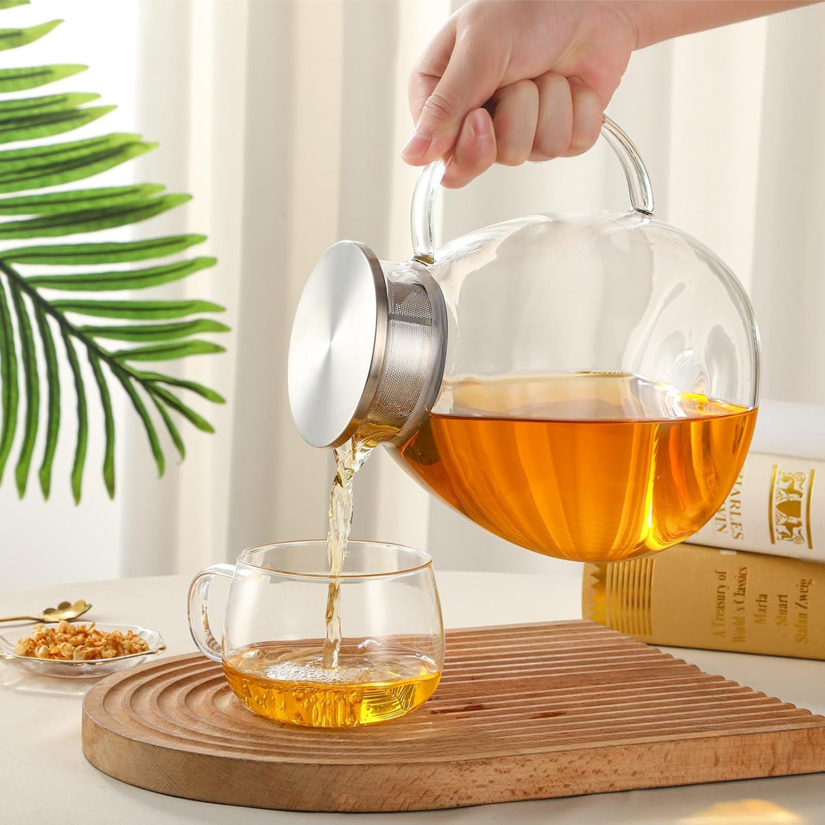 68OZ/2000ML One Touch Glass Teapot with Stainless Steel Filter Lid, Stovetop &amp; Microwave Safe Tea Maker Water Kettle, Strainer &amp; Cover 2 in 1 Loose Leaf Tea Steeper Pot Coffee Carafe