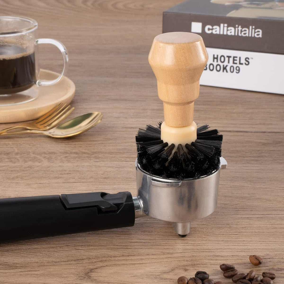 HOMEE Coffee Portafilter Basket Cleaning Filter Brush Fits for 54/58mm | Stiff Bristles Wood Handle Coffee Accessories,Espresso Barista Machine Cleaning Tool,Fits for Home Kitchen &amp; Small Coffee Bar