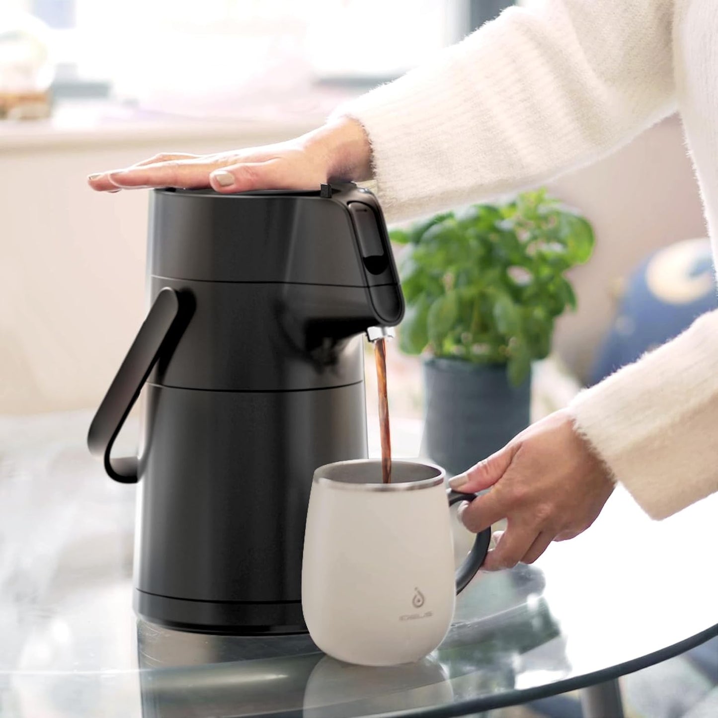 IDEUS Thermal Coffee Carafe 68oz, Airpot Beverage Dispenser Black | Stainless Steel Double Wall Vacuum Insulation Coffee Server, Coffee Carafe for Keeping Hot and Cold