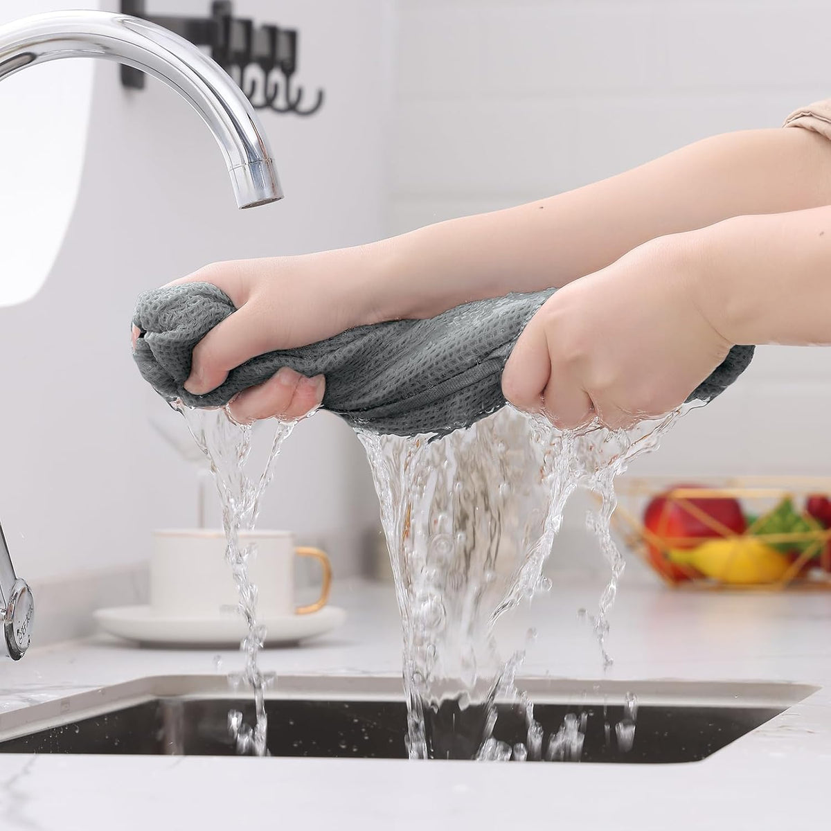 Kitinjoy 100% Cotton Waffle Weave Kitchen Towels (13 X 28 Inches, Grey), 4-Pack Super Soft and Absorbent Dish Towel for Drying Dishes, Kitchen Hand Towels