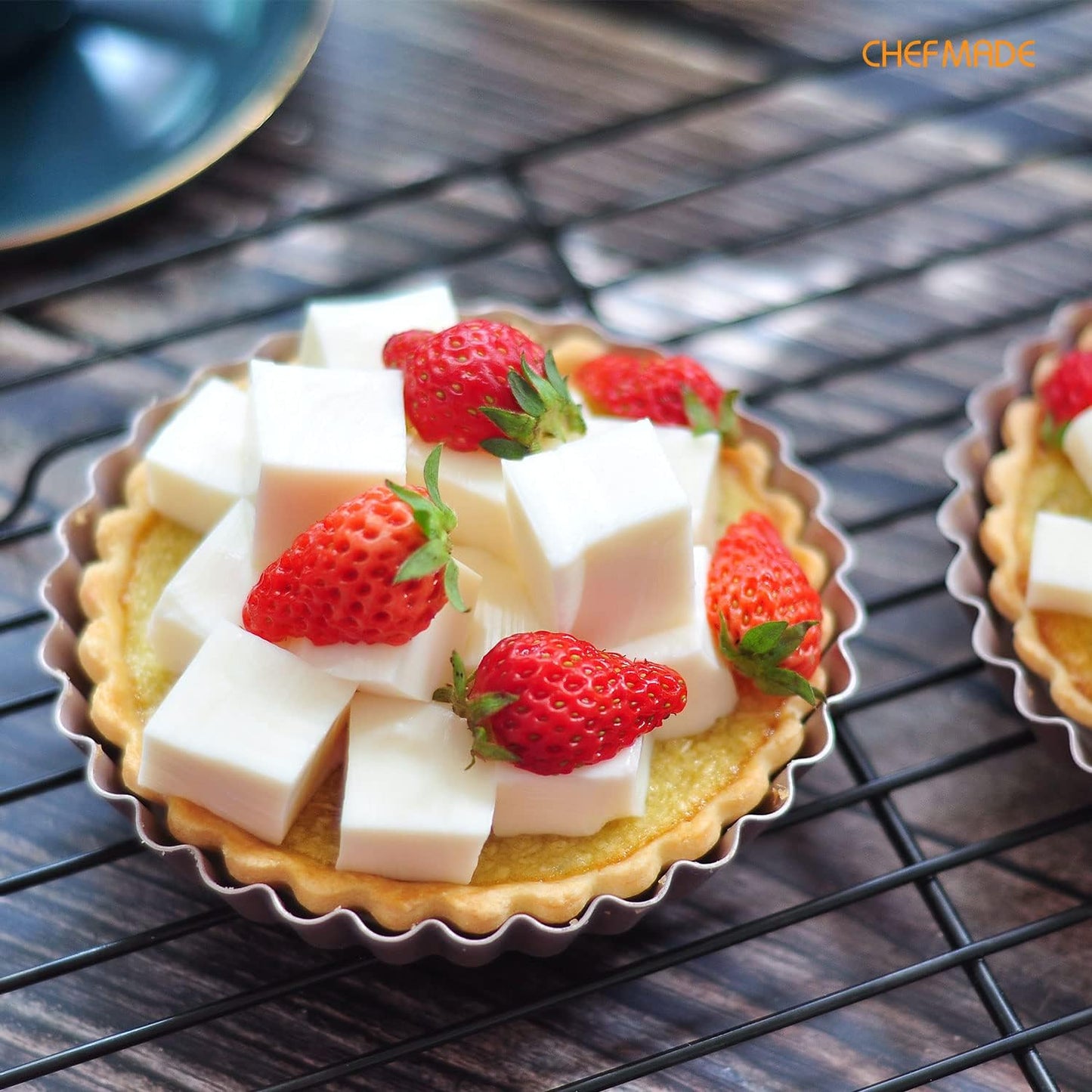 CHEFMADE Mini Round Tart Pan Set, 4-Inch 4Pcs Non-Stick Round Quiche Bakeware for Oven and Instant Pot Baking (Champagne Gold)