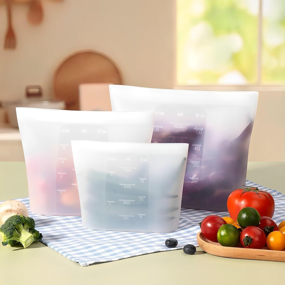 Reusable Silicone Food Storage Bags Quart 4 Pack, Stand Up Ziplock Reusable Freezer Sandwich Bag Containers for Food Travel, Freezer Microwave Oven Dishwasher Safe, Translucent, 33.8fl.oz