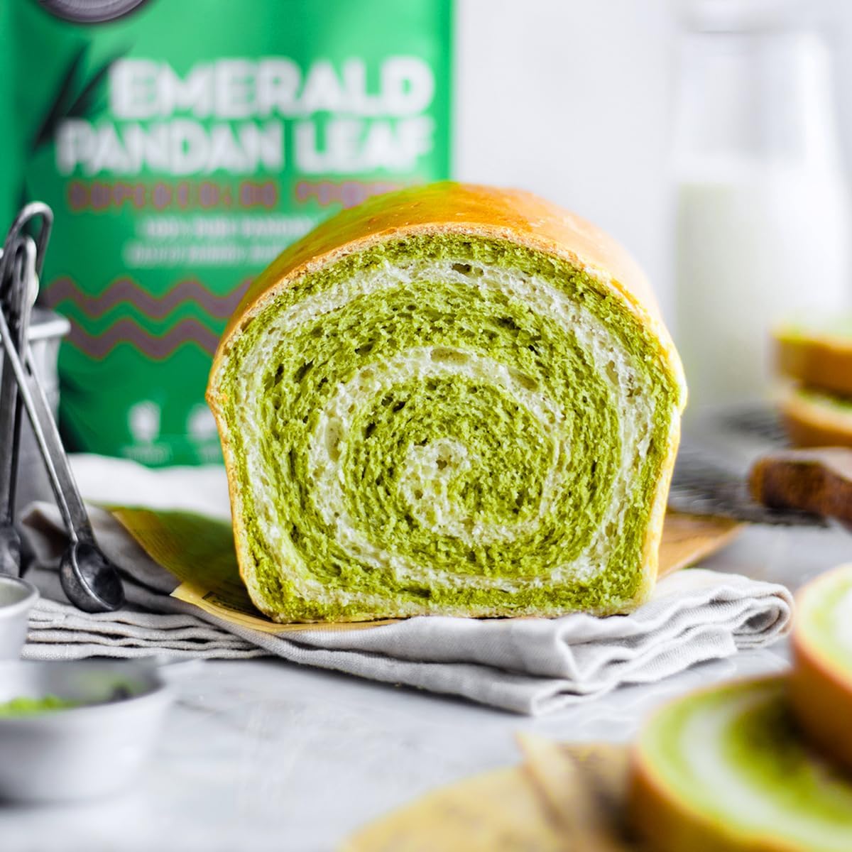 Suncore Foods Emerald Pandan Leaf Powder 3.5oz | Gluten Free | Vegan | Natural Green Food Coloring, For Baking, Drinks, Desserts, Smoothies, Gourmet Flavor, Non-GMO, No Caffein, Resealable Pouch