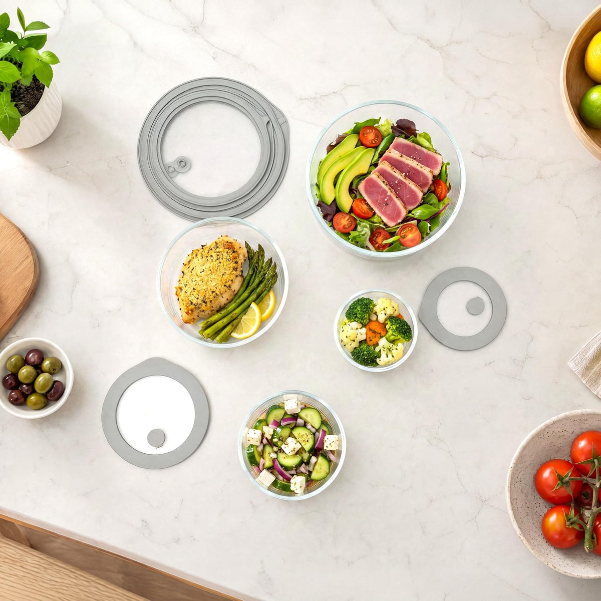 Glass Food Containers with Glass Lid, Microwave Safe Food Storage Container, Large 4 Pack Round Shape, Food Containers with Lids, Meal Prep containers with Leak Proof Lid.