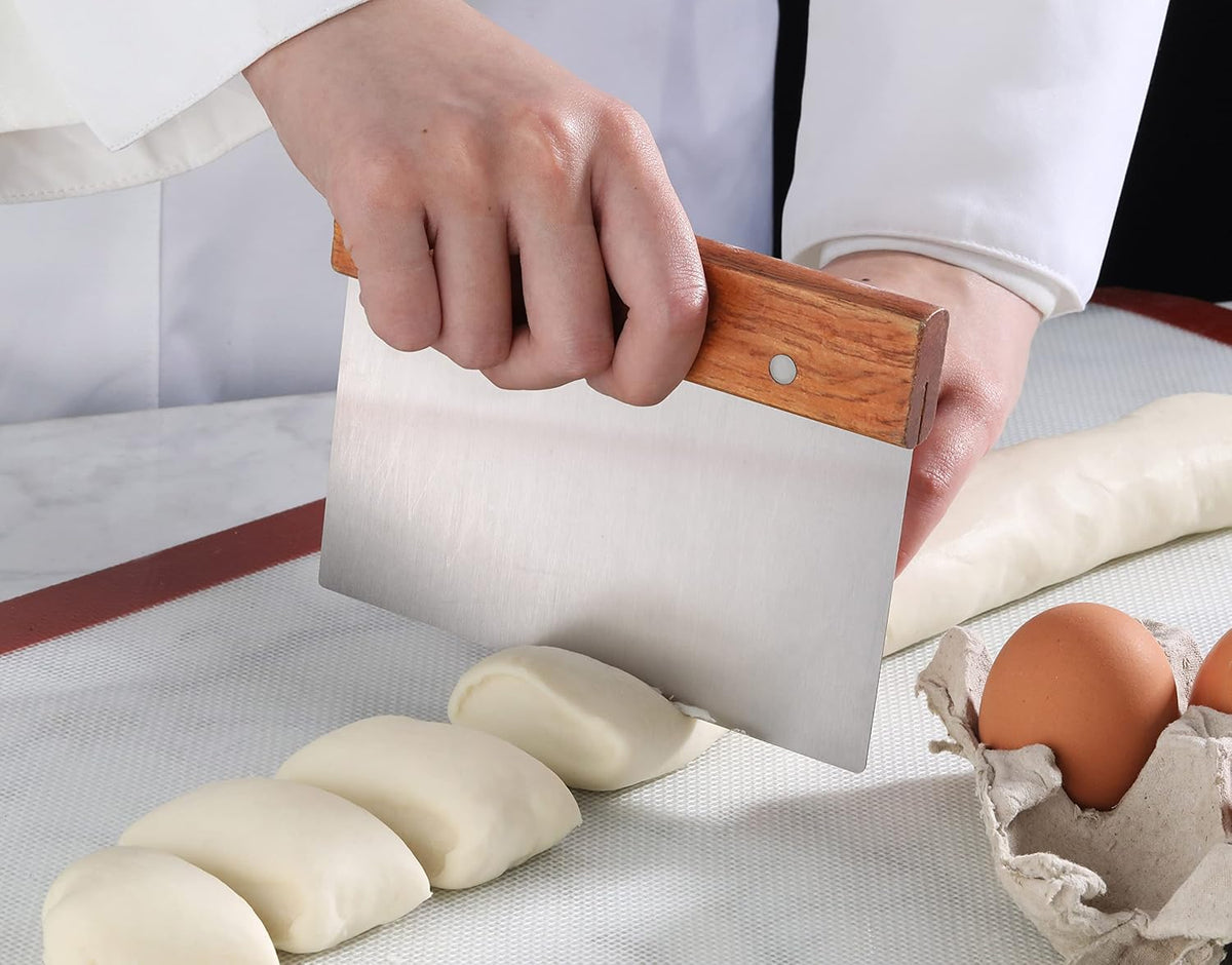 New Star Foodservice Bakery-Grade Stainless Steel Dough Scraper with Wood Handle, 6 x 3 Inch Bench Scraper, Pastry Cutter, Dough Divider, Baking Prep Tool