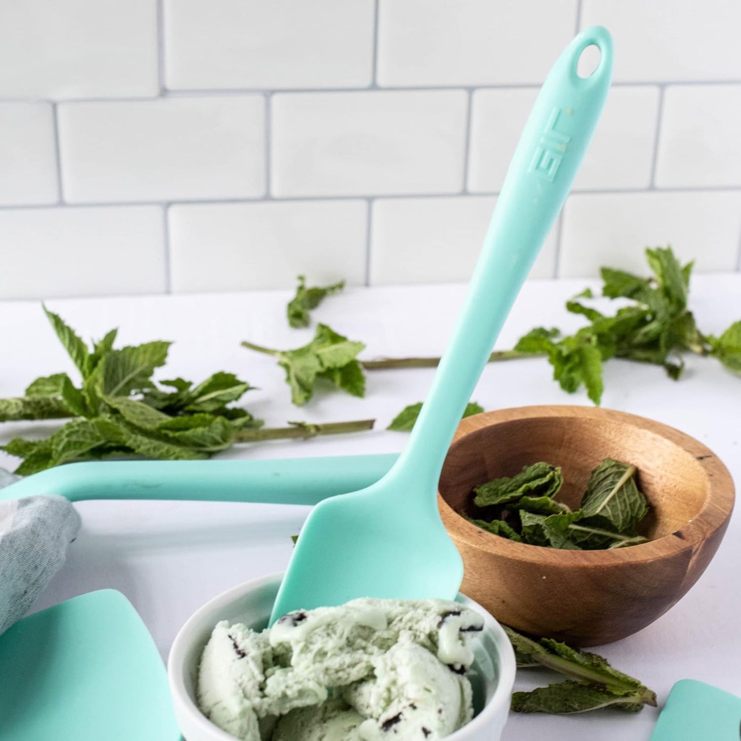 GIR: Get It Right Premium Seamless Spoonula - Non-Stick Heat Resistant Silicone Scraper Spatula - Perfect for Mixing, Serving, Scraping, Stirring, and More - Skinny - 11 IN, Black