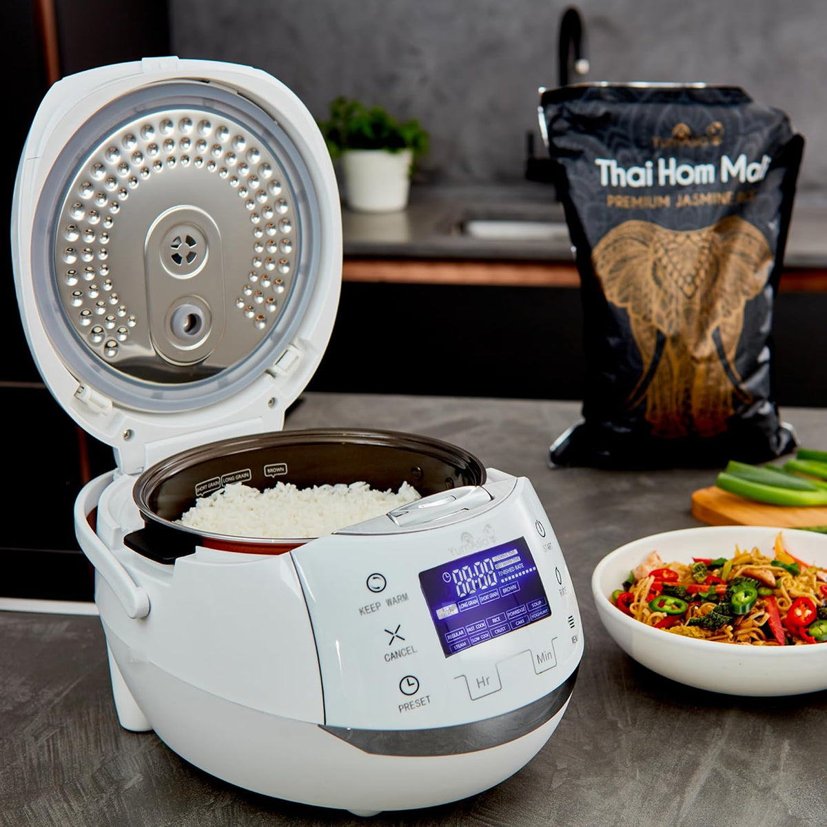 Yum Asia Sakura Rice Cooker with Ceramic Bowl and Advanced Fuzzy Logic (8 Cup, 1.5 Litre) 6 Rice Cook Functions, 6 Multicook Functions, Motouch LED Display, 120V Power (White and Siver)
