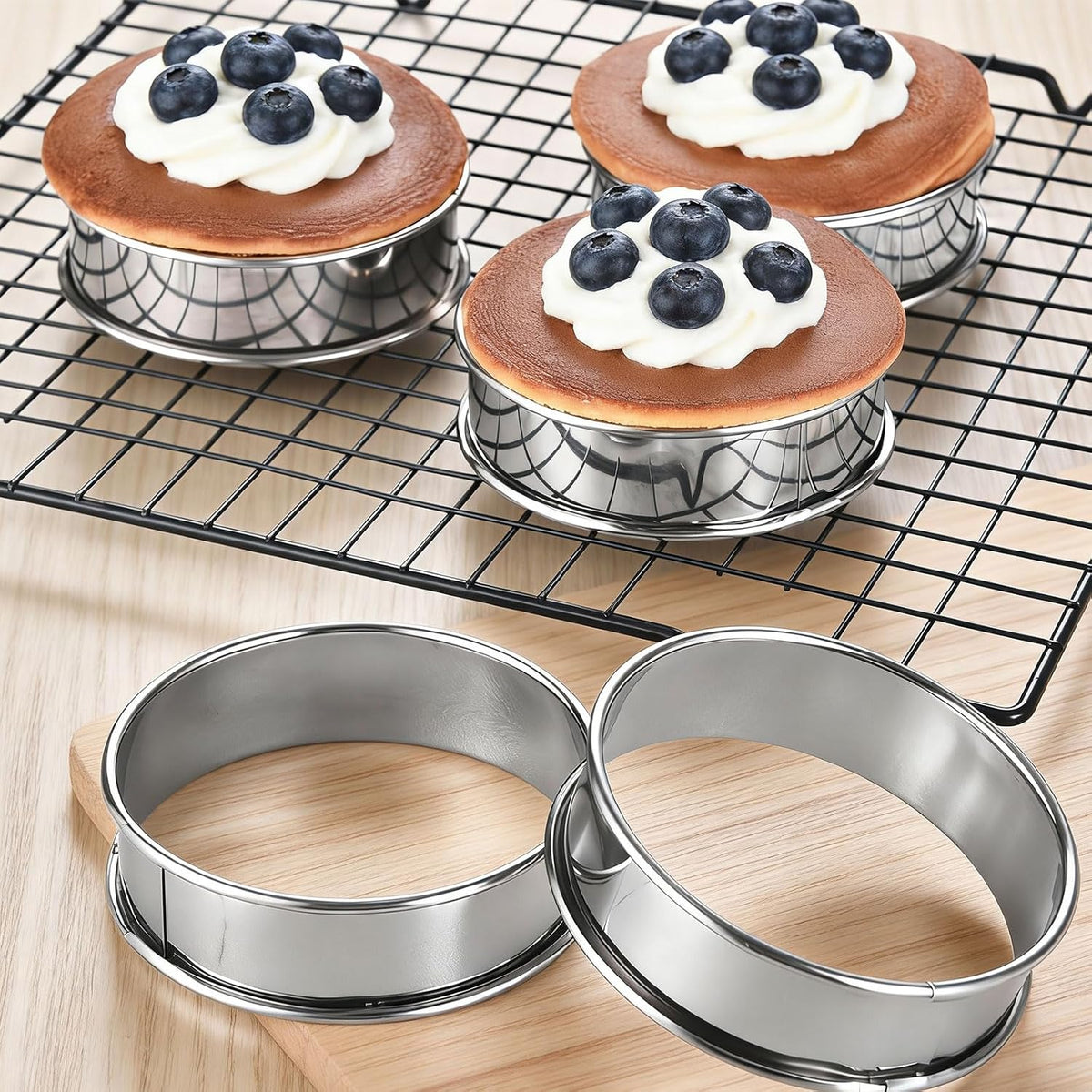 8 Pieces English Muffin Rings Crumpet Rings 3.15 Inch Stainless Steel Double Rolled Tart Ring Nonstick Metal Round Ring Mold for Kitchen Cooking Baking