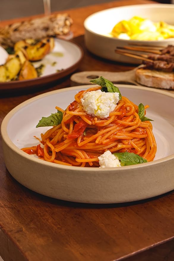Eataly Italian Spaghetti Pasta Noodles - 500g (17 oz.) Box -Authentic Durum Semolina Wheat - Made in Italy- Dried Pasta for Gourmet Dining, 1 Pack