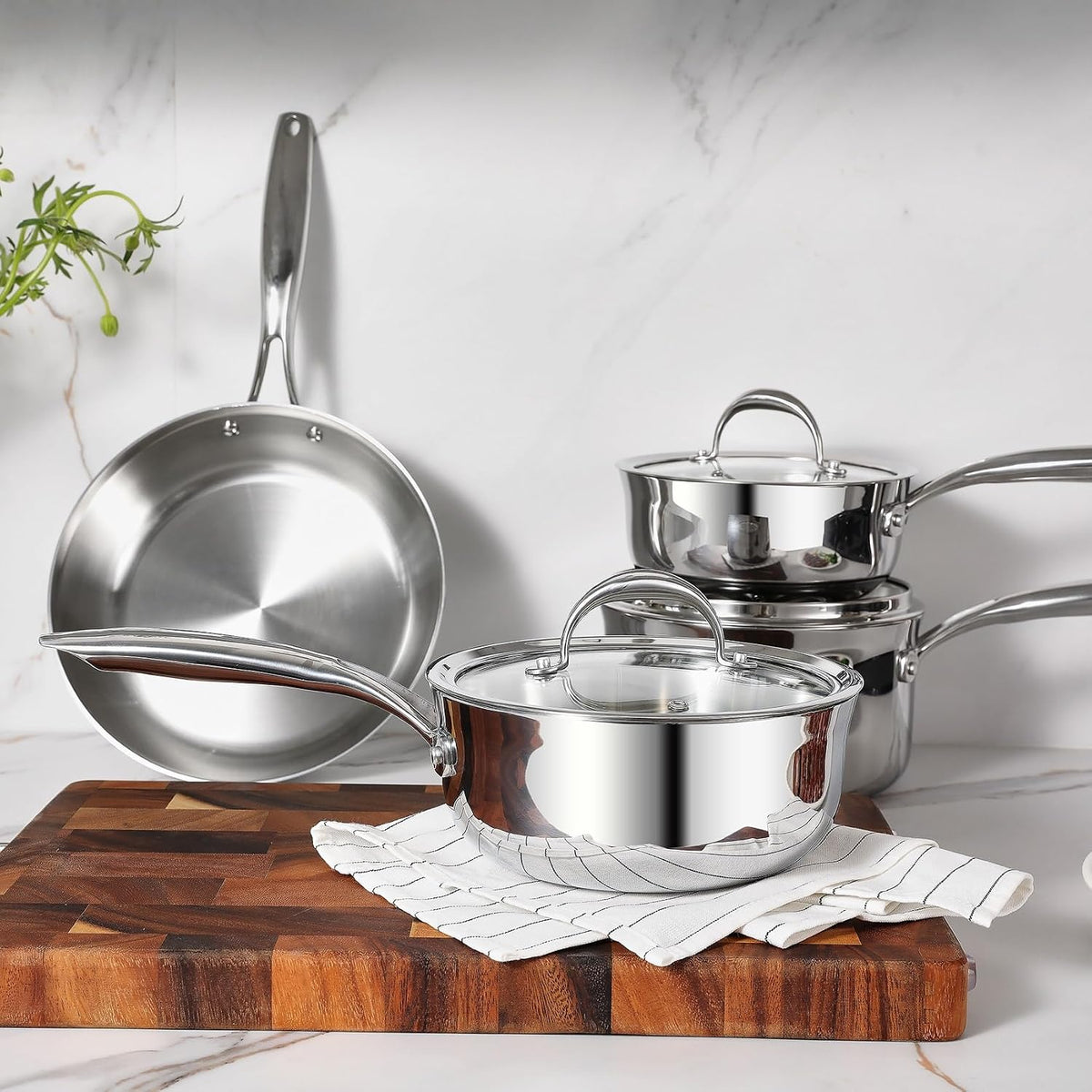 KEAWELL K3 Premium 2-Quart Tri-Ply Stainless Steel Saucepan with Lid, Induction & Oven Safe up to 600°F, Even Heating, Professional Cookware for All Stovetops (2-Qt)