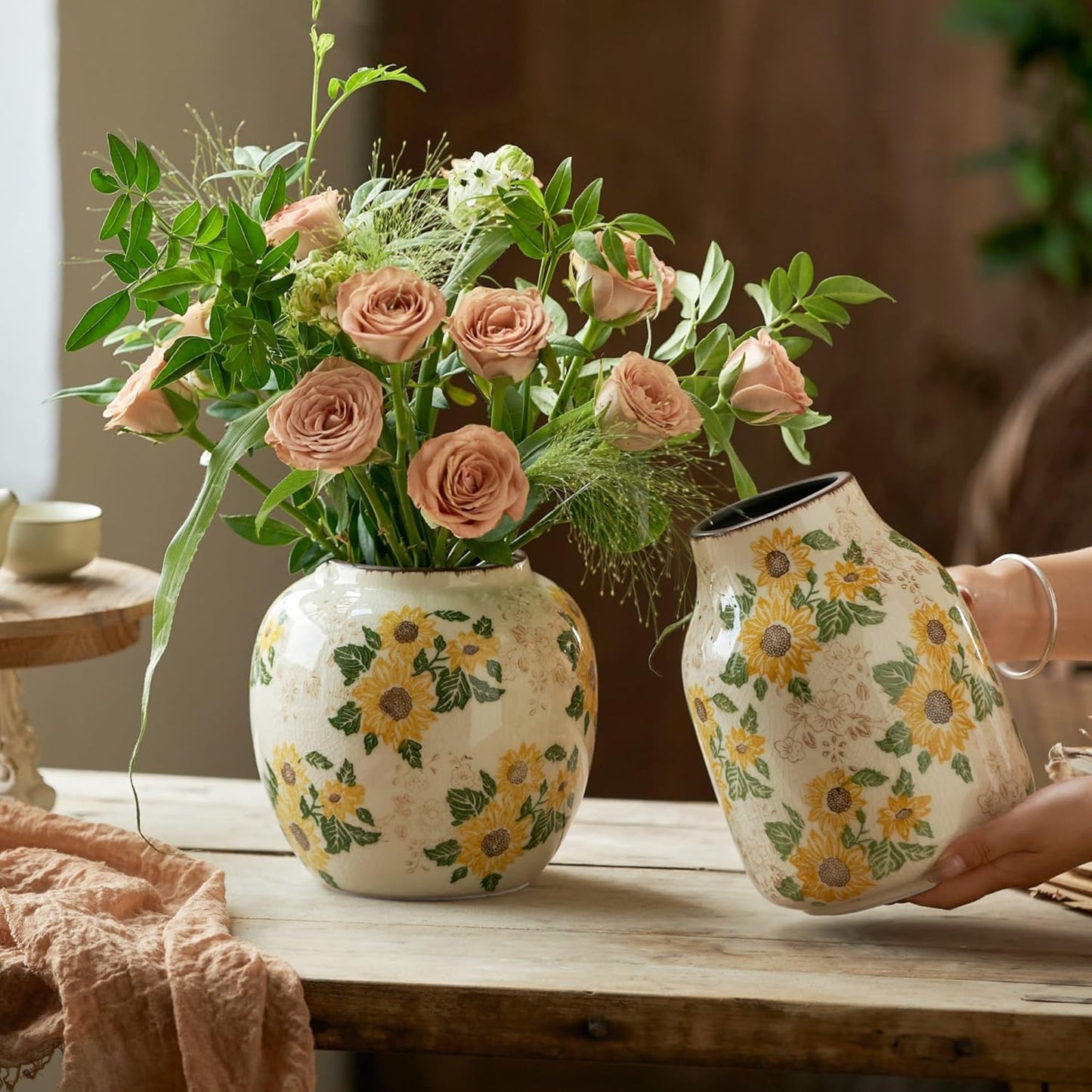 Vintage Ceramic Vase, 7.7 Inch Chinoiserie Sunflower Floral Vases, Rustic Farmhouse Antique Flower Vases for Home Decor Modern Aesthetic Tuscan Decorations (Conical)