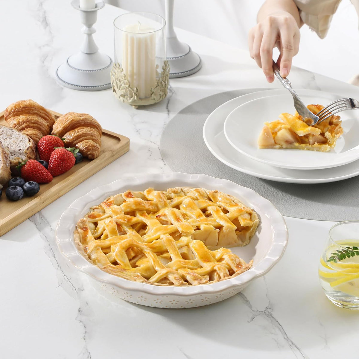 MALACASA Ceramic Pie Pan, 9 Inch Pie Dish Embossed Quiche Baking Dish