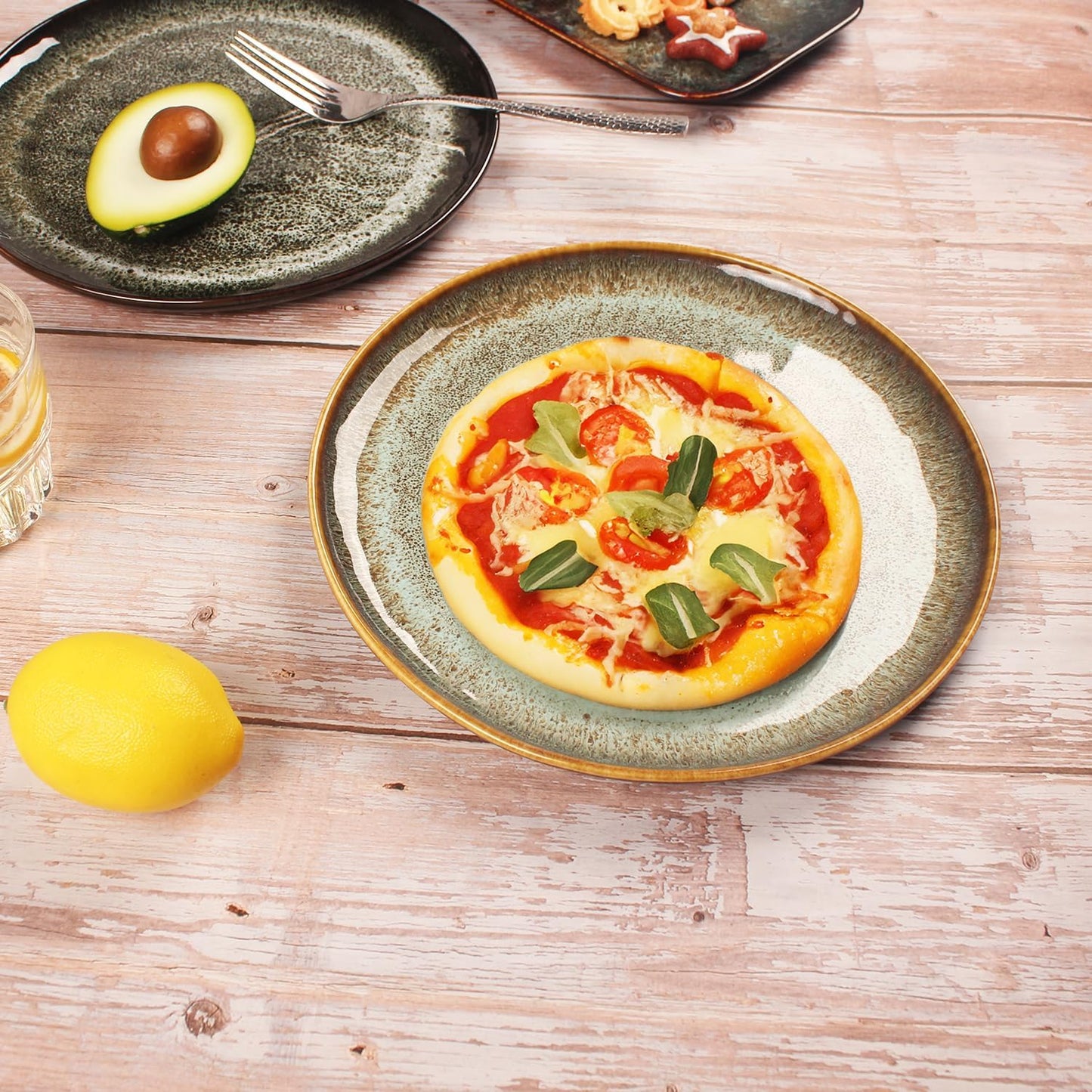 Ceramic Dinner Plates Dish Set,Set of 4,for Lunch snacks -Microwave Oven &amp; Dishwasher Safe,Scratch Resistant,Dinnerware Kitchen Porcelain Serving Dishes 10 Inch Round