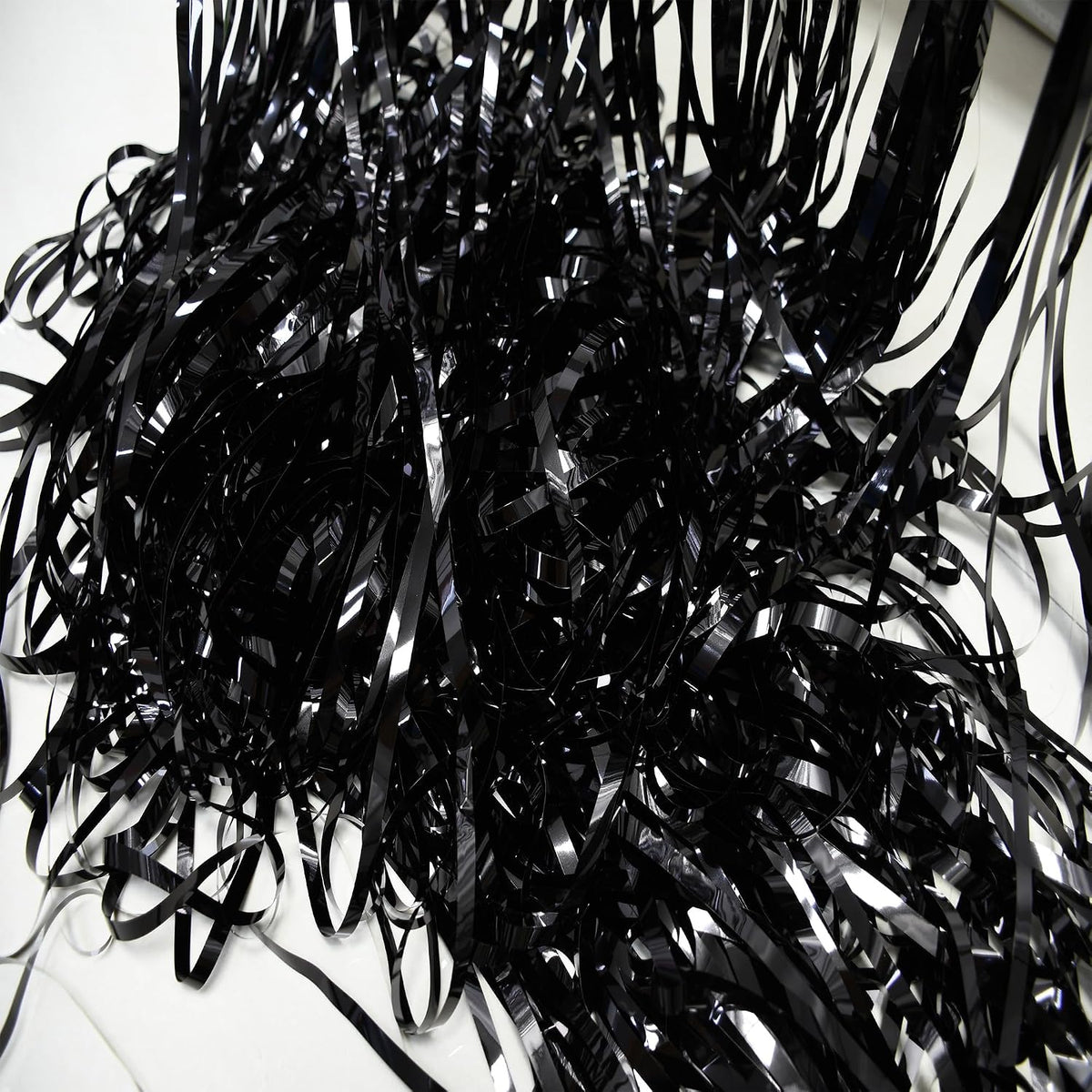 BRAVESHINE Foil Fringe Curtains | Party Steamers | Halloween Decorations | 3.2x8.2ft Pure Black Tinsel Backdrop for Graduation/New Years/Boy/Men/20th/Birthday/Music/Stranger/Prom/Retirement Parties