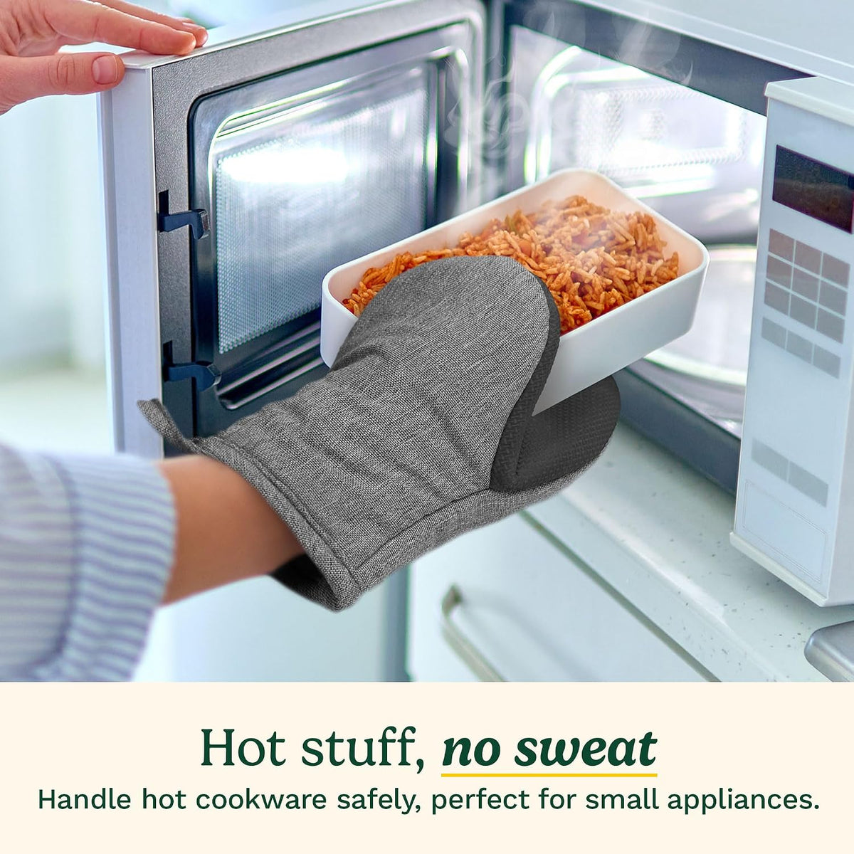 Cuisinart Mini Oven Mitts, 2-Pack, Neoprene Grip, Heat Resistant 350F