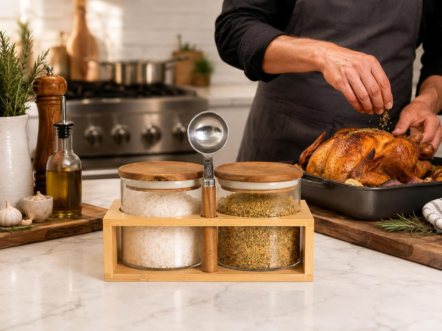 KKC HOME ACCENTS 18 oz Glass Seasoning Jars with Wood Lids, 2 Pack | Two wide-mouth glass jars, wood lids, bamboo holder and 1 tbsp scoop for kosher salt, spices and everyday seasoning.
