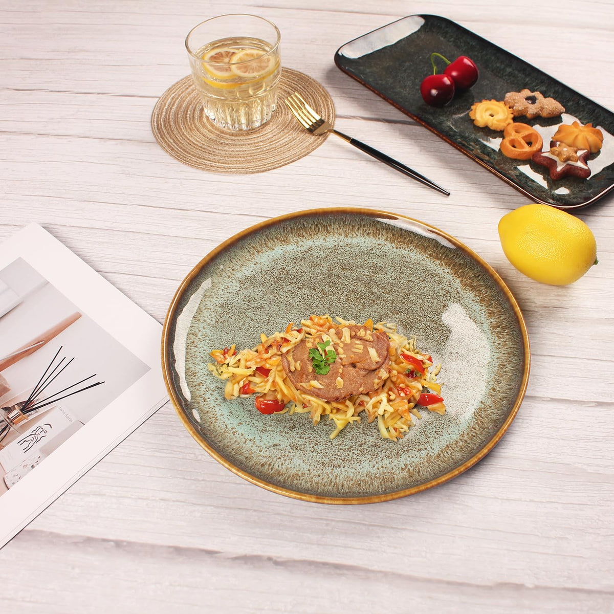 Ceramic Dinner Plates Dish Set,Set of 4,for Lunch snacks -Microwave Oven &amp; Dishwasher Safe,Scratch Resistant,Dinnerware Kitchen Porcelain Serving Dishes 10 Inch Round
