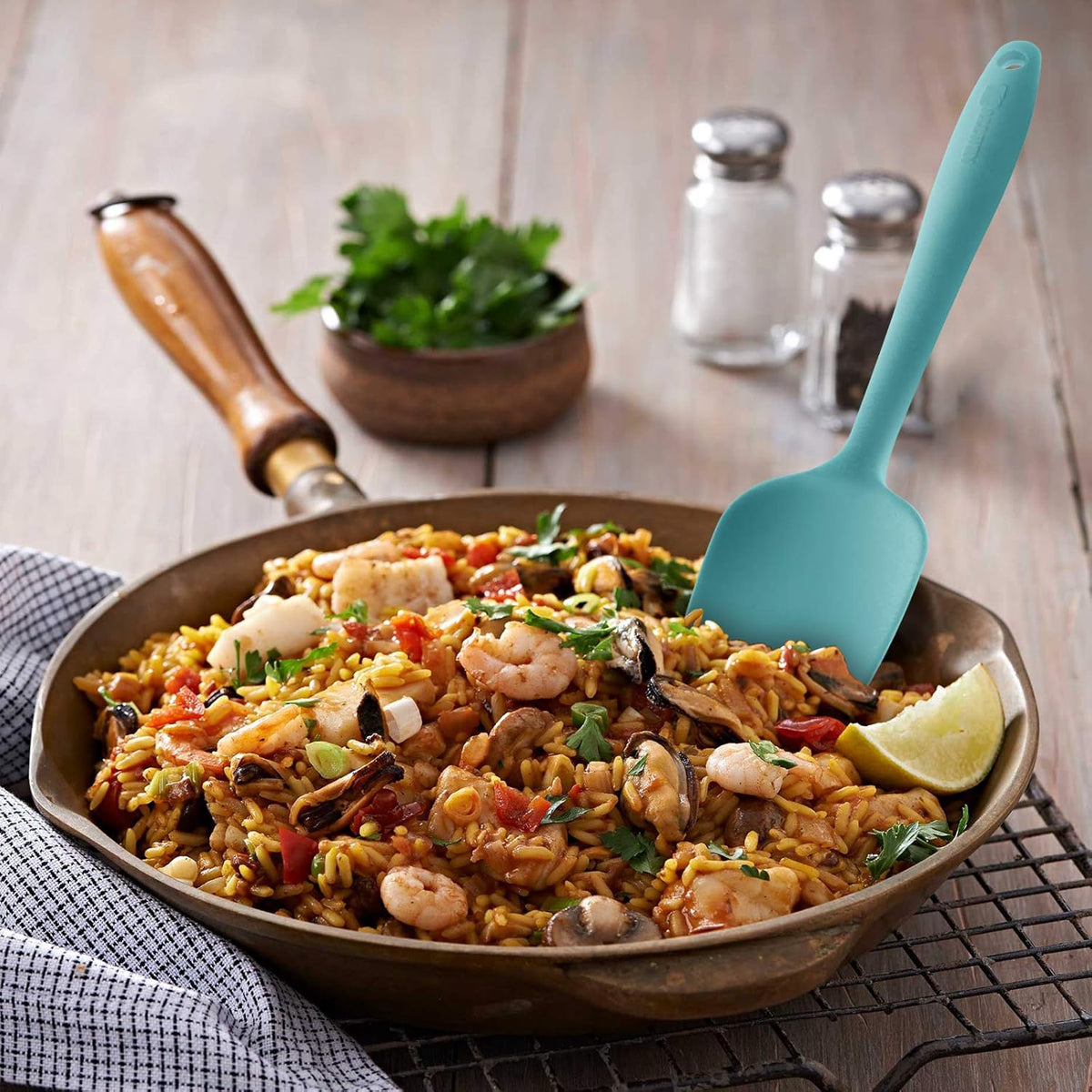 Silicone Spatula 3-piece Set, Ergonomic Handle High Heat-Resistant Spatulas, Non-stick Rubber Spatulas with Stainless Steel Core, Aqua Sky