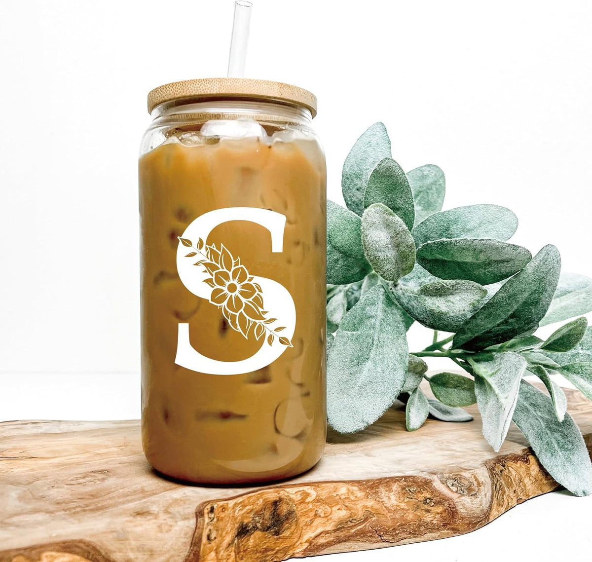 Personalized Gifts for Women, Monogrammed Glass Cups with Lids and Straws, Custom Tumbler, Cute Customized Mug, Aesthetic Stuff, Initial Iced Coffee Cup, Drinking Glasses, Birthday Teacher Gifts, M