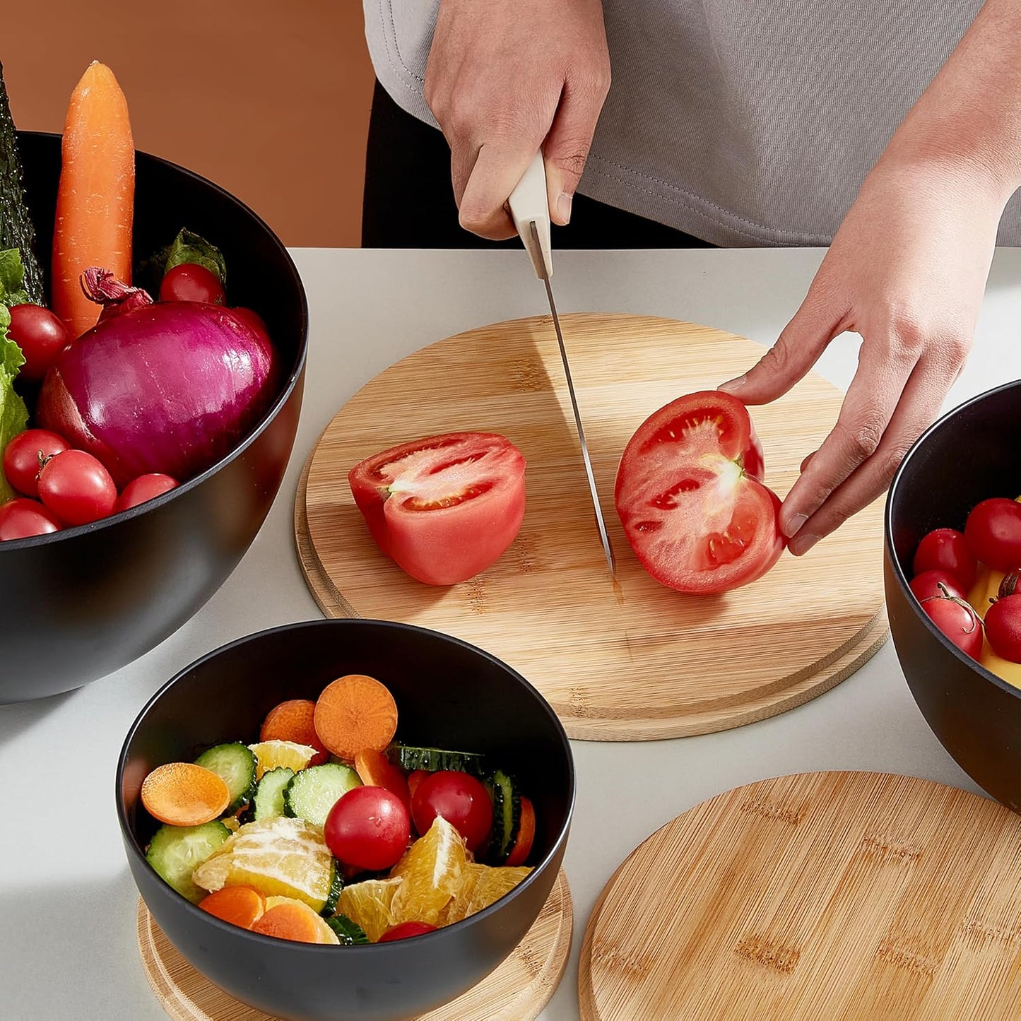 JOYMAY Salad Bowl with Lid, Mixing Bowl Salad Bowl Set, Natural Bamboo Fiber Serving Bowl Set of 3 with Bamboo Wood Lid, Nesting Bowls for Salads,Pastas(Black,10",8",6")