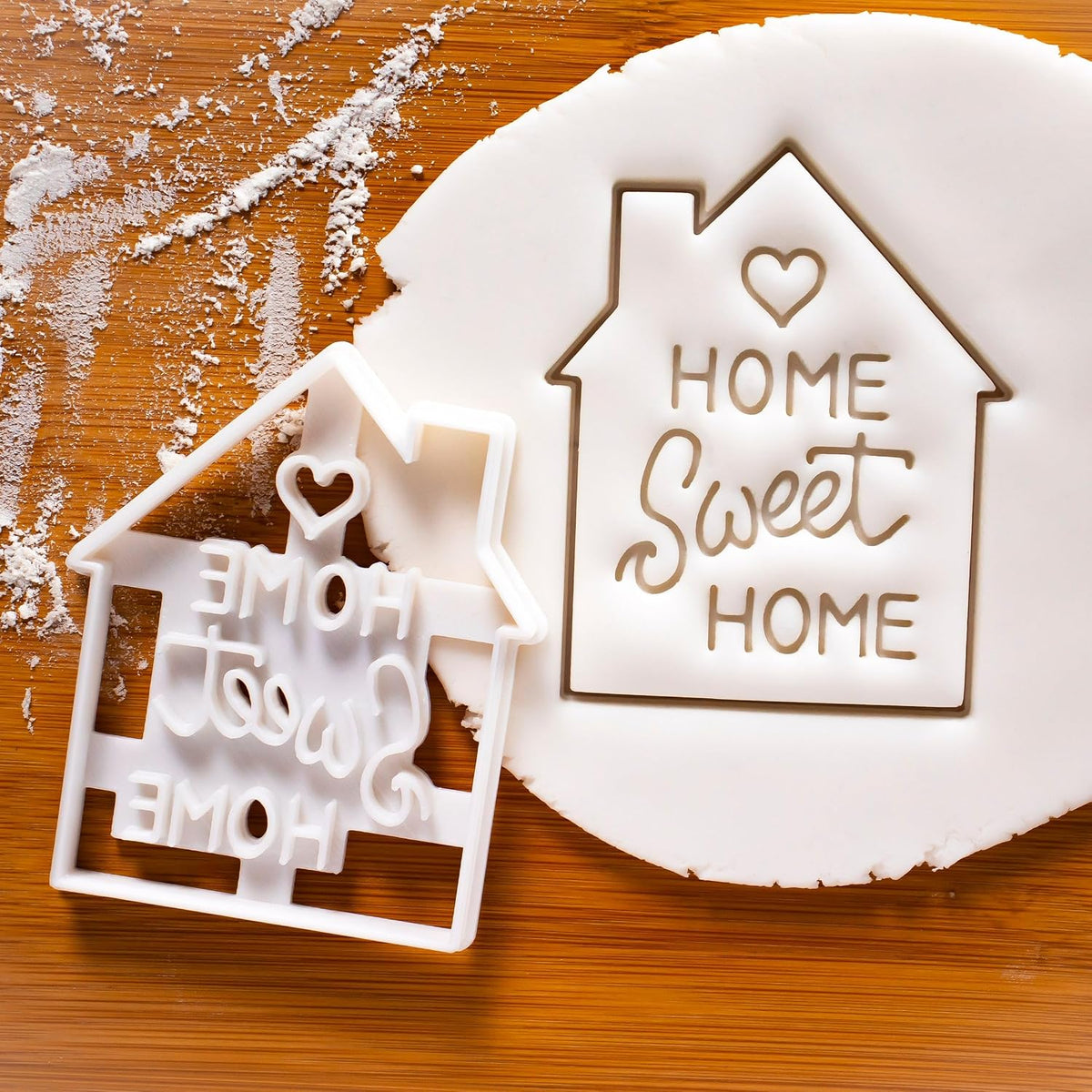 Housewarming Home Sweet Home cookie cutter, 1 piece - Bakerlogy
