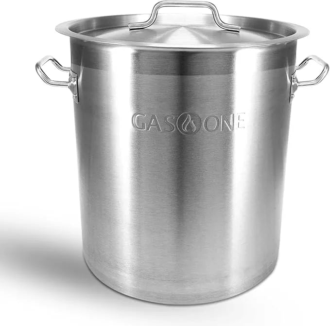 Heavy-duty stockpot side angle showing capsule tri-ply bottom construction detail