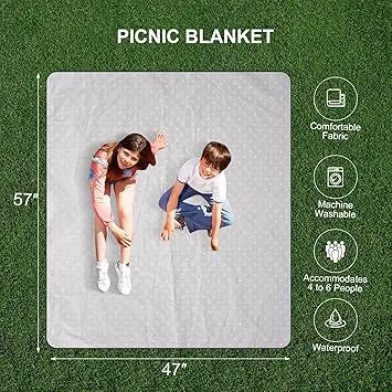 Picnic basket set showing included cutlery kits and accessories